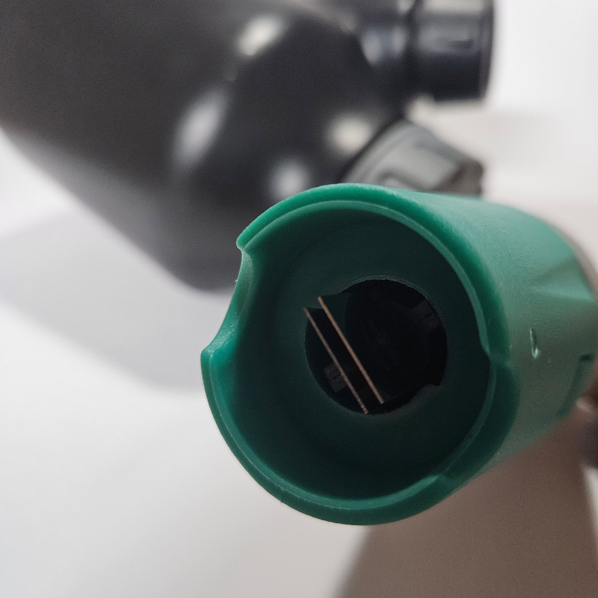 Een close-up van een Molat-winkel Schuimkanon 1L pro-sproeikop.